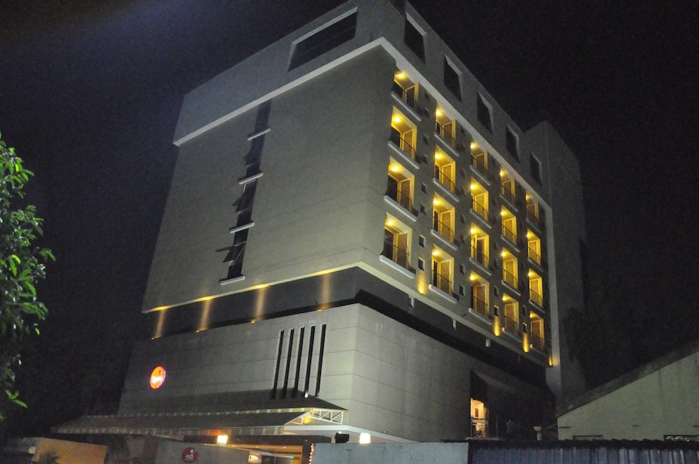 Spree Shivai Hotel Pune Pimpri-Chinchwad Eksteriør bilde