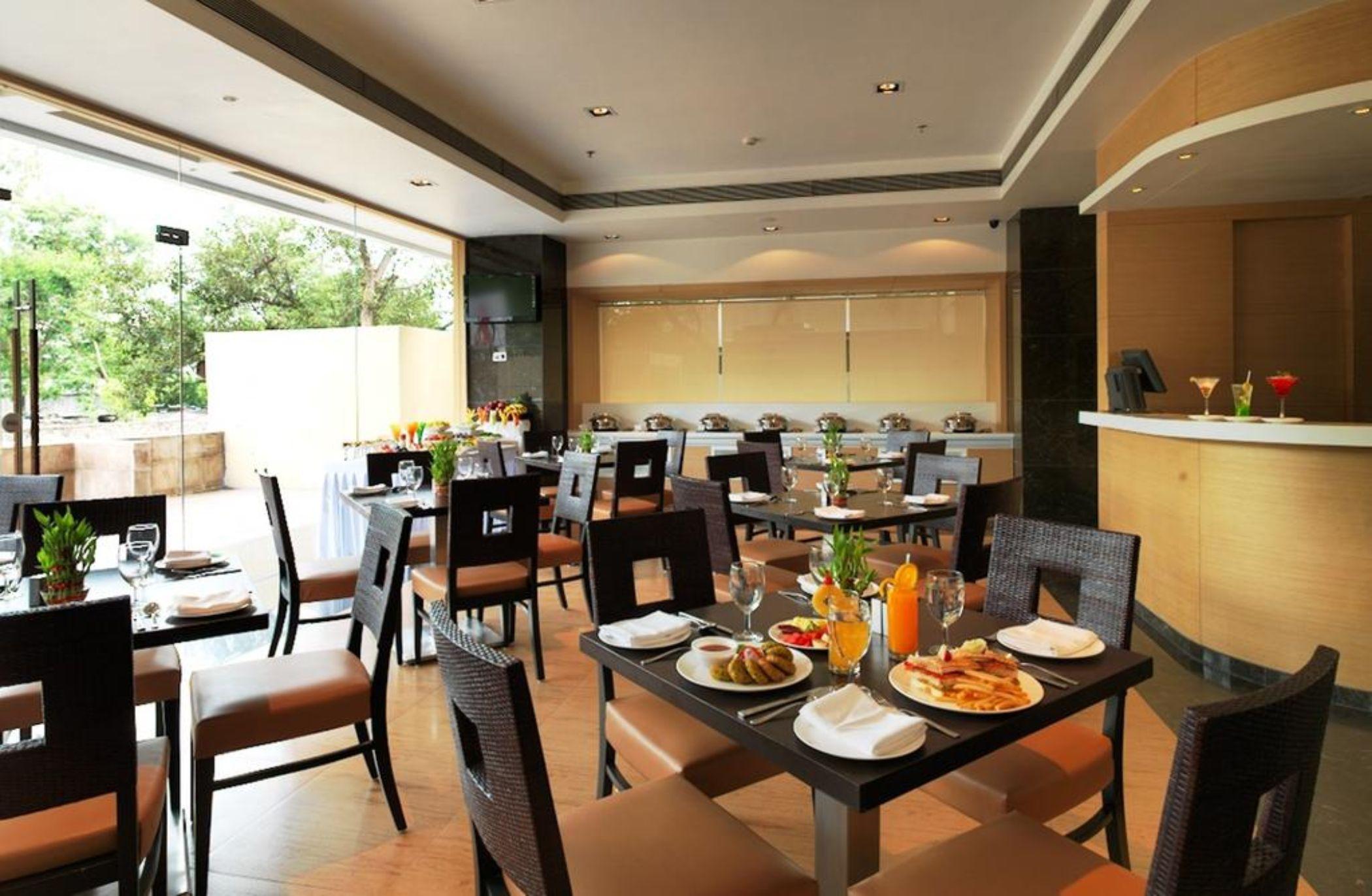Spree Shivai Hotel Pune Pimpri-Chinchwad Eksteriør bilde